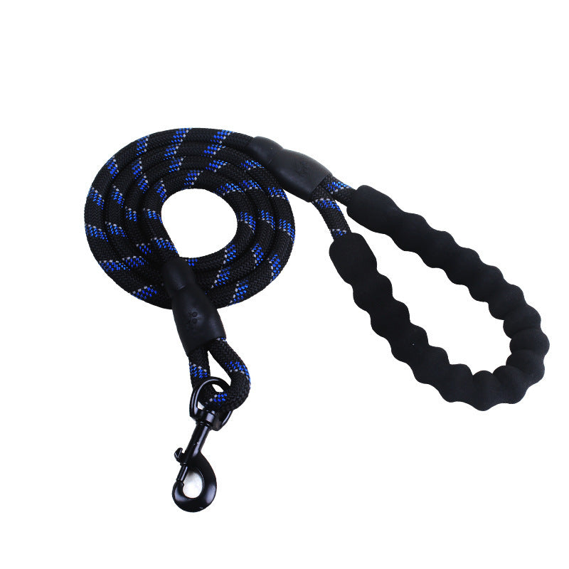 Effortless dog walking with Foam Handled Reflective Nylon Leash. Secure, durable, anti-slip handle. Invest in comfort! Shop Now!