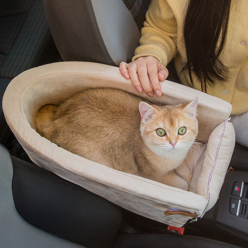 Pet Safety Car Seat: Protects Small Dogs & Cats During Travel. Minimize Collisions, Reduce Anxiety. Easy Access, Secure Buckle. Washable Material. Premium Comfort.Shop Now!