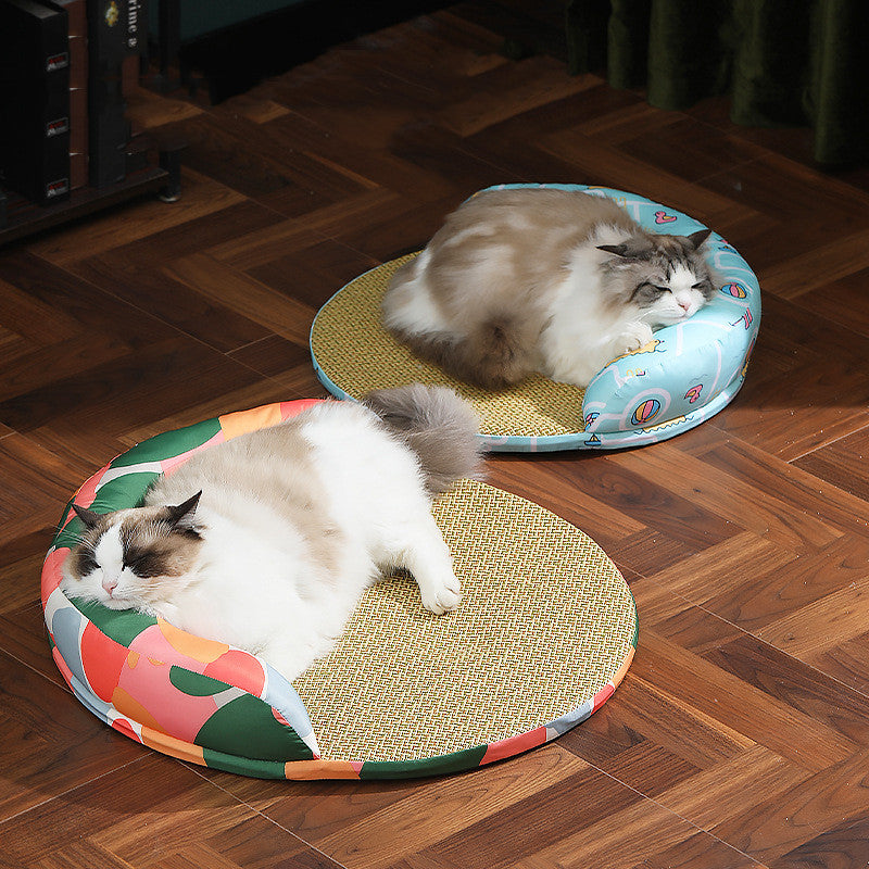 Multi-layered pet bed with rattan surface for easy cleaning. Breathable design for comfort.